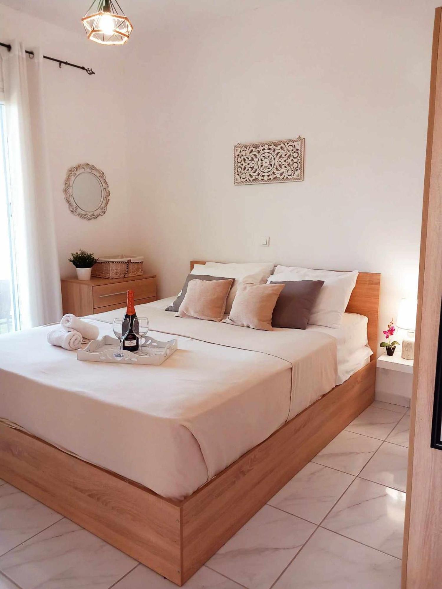 4T Apartments 아르고스톨리온 외부 사진